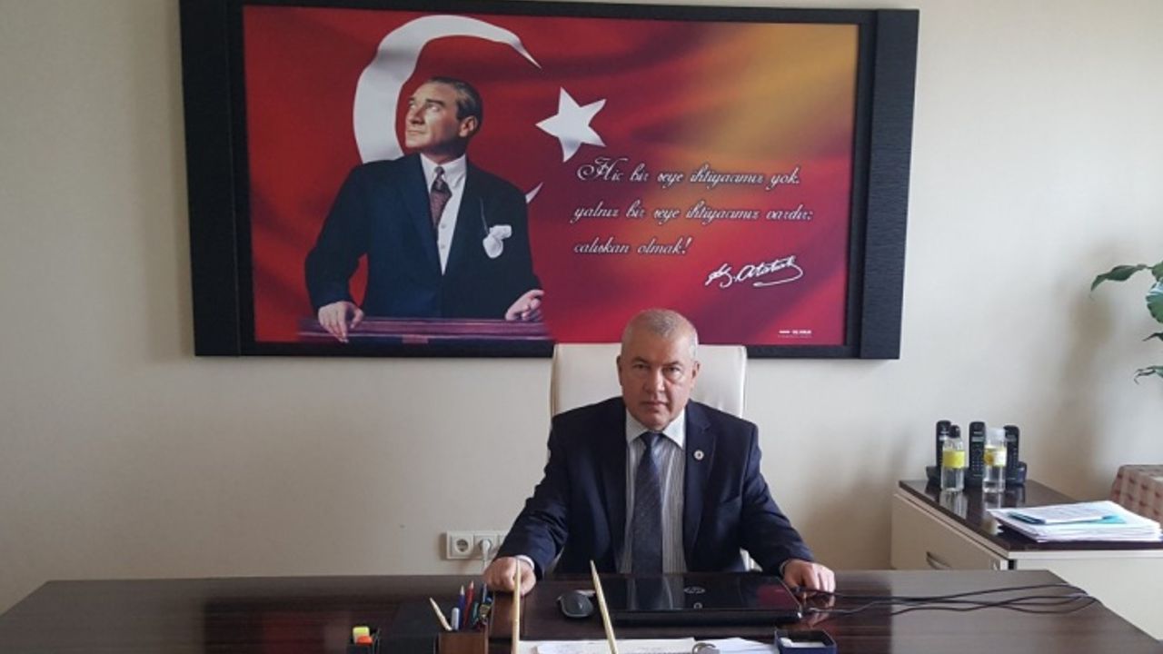 Milli Eğitim Müdürü Hüseyin Çakır emekli oldu
