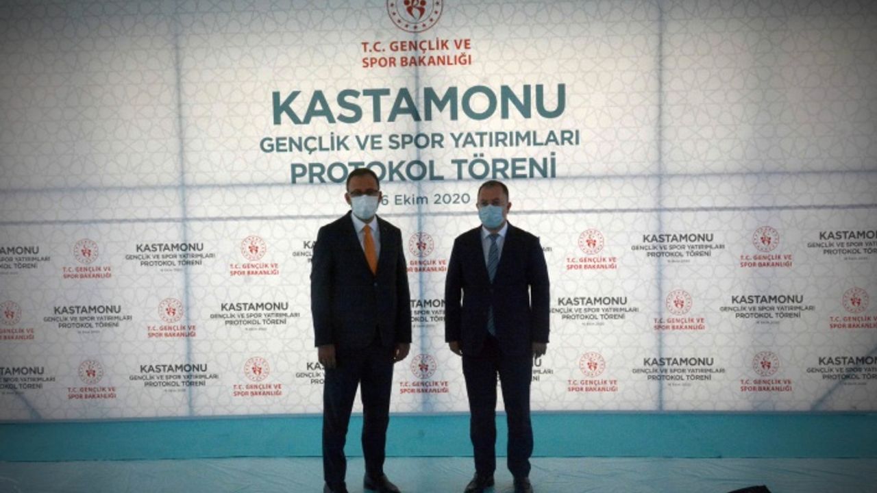 İnebolu'ya Kapalı Yüzme Havuzu Protokolü