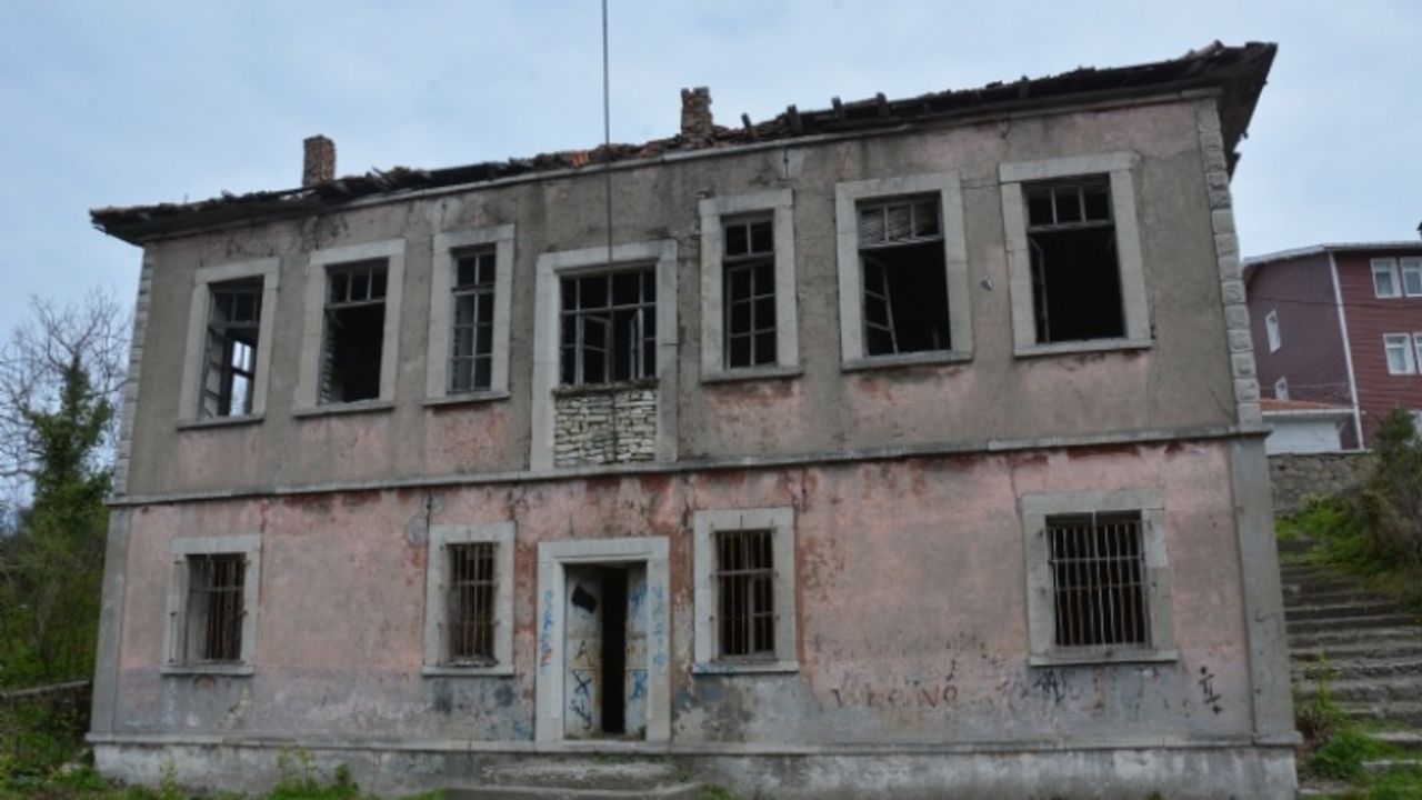 Tarihi Karadeniz İlkokulu Halk Eğitim Merkezi olacak