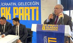 İnebolu AK Parti'de Kömürcü güven tazeledi