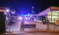 Karadeniz'de saldırıya uğrayan balıkçılar İnebolu Limanı'na getirildi