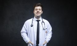 İnebolulu genç doktor Mertcan Sürav beyaz önlüğünü giydi