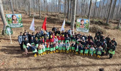 İnebolu’da Çocuklar Kayın Tohumlarını Toprakla Buluşturdu