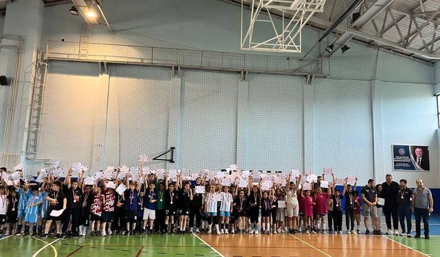 Hentbol Şenliği İnebolu’ya yakıştı