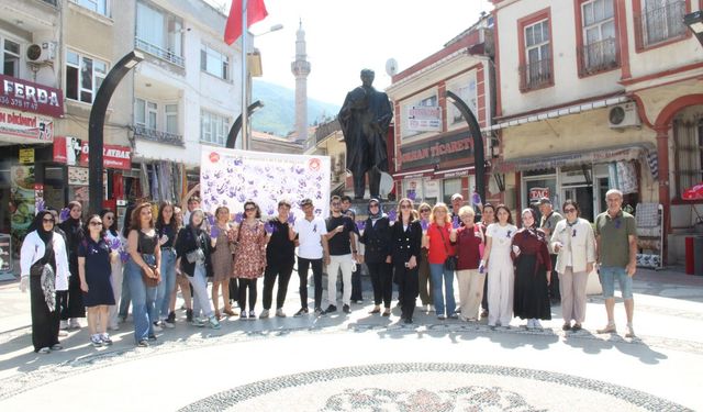 ‘Şiddete Karşı Ben De Varım!’ yürüyüşü gerçekleştirildi