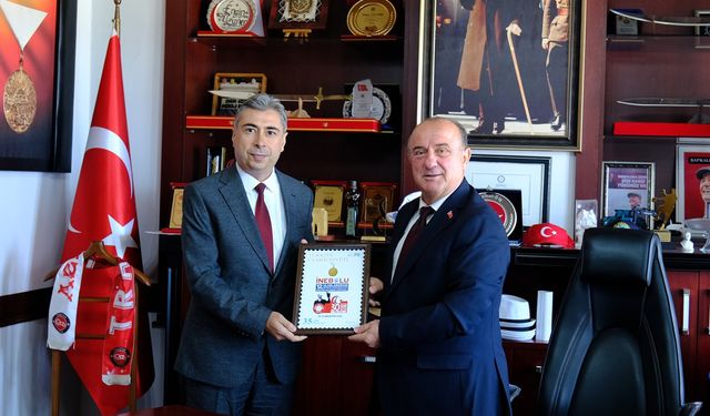 100. yıl anısına posta pulu bastırıldı