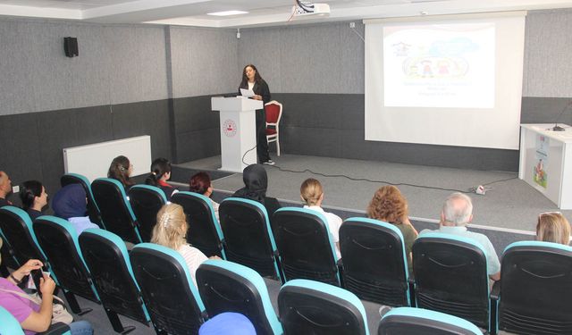 Koruyucu Aile Bilgilendirme Toplantısı Yapıldı