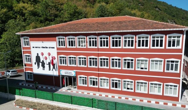 Azize Ana mezunlar buluşmasına hazırlanıyor
