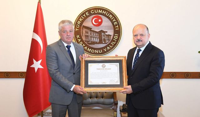 Vali Meftun Dallı’dan İsmail Engin Gül’e Teşekkür Belgesi