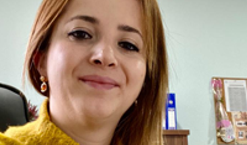 Sen Memleket Dersin, Toprağa Düşer Bereket, Yine Gel Nazım Hikmet;