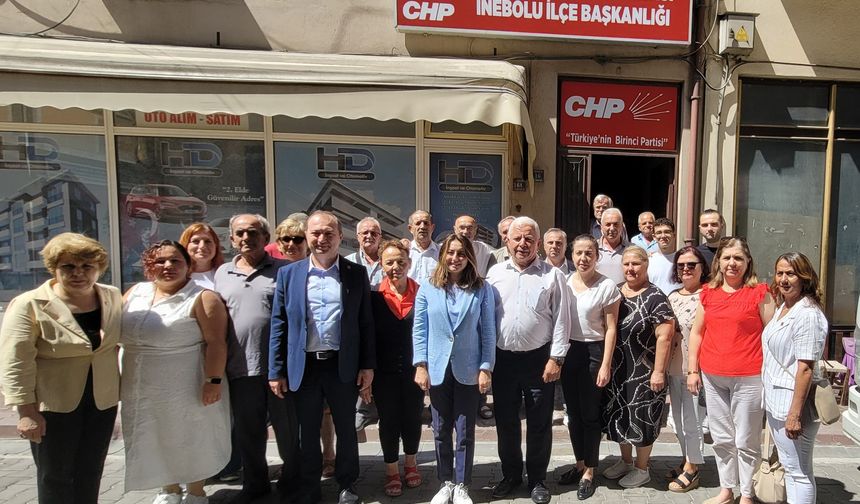 CHP’liler İnebolu esnafıyla bir araya geldi