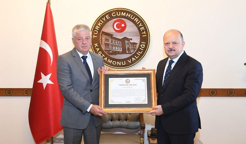 Vali Meftun Dallı’dan İsmail Engin Gül’e Teşekkür Belgesi