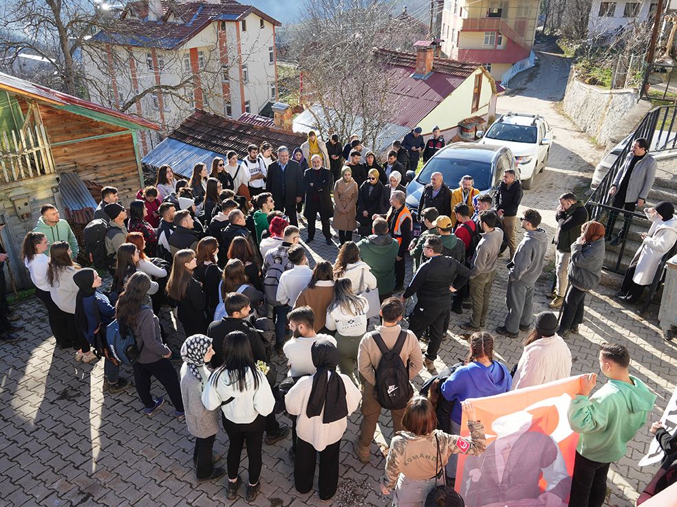 Kastamonu Universitesi Ogrencileri Istiklal Yolunda Yurudu 3