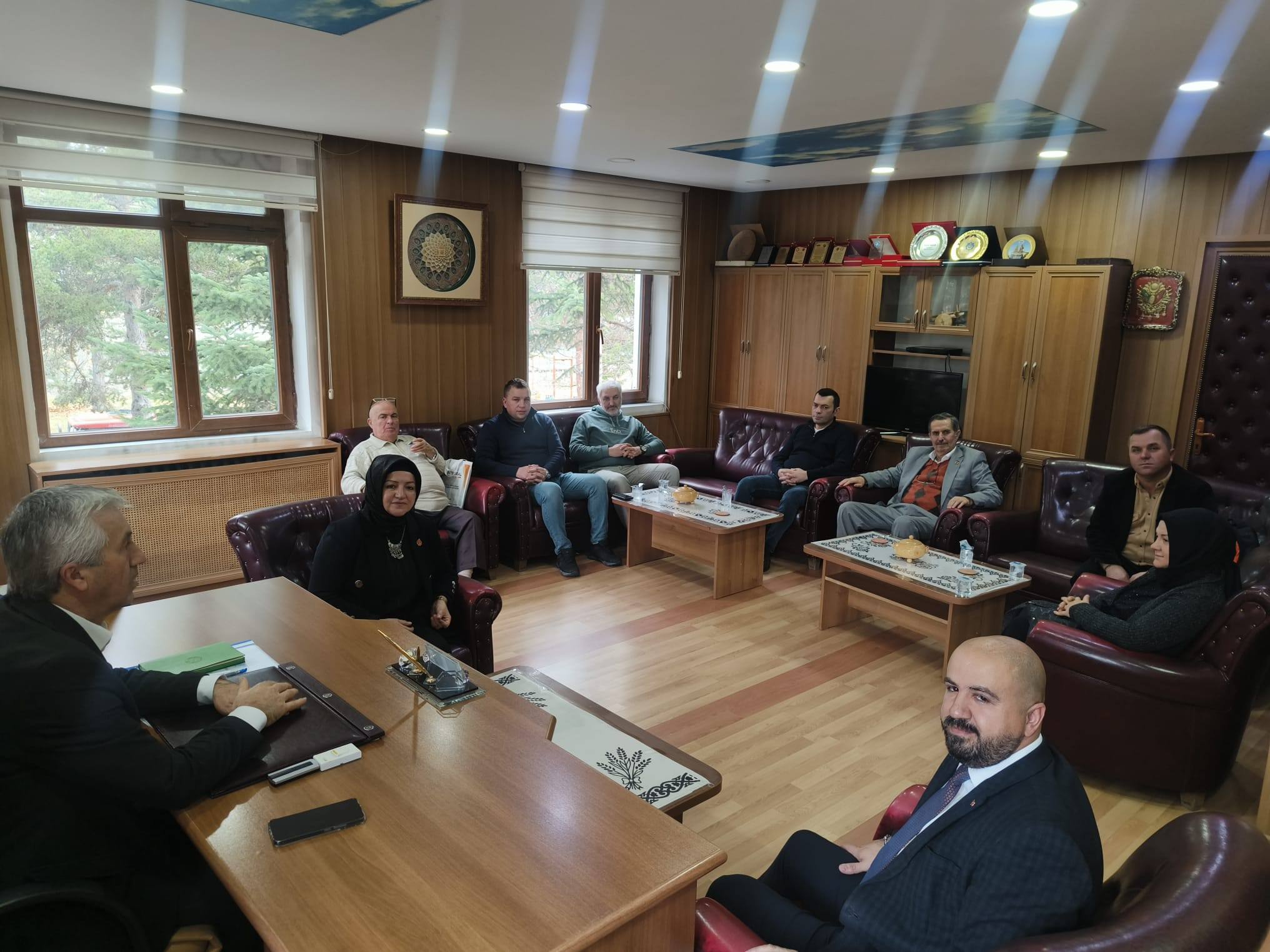 599474975 10239654285638903 1737846296511491491 N