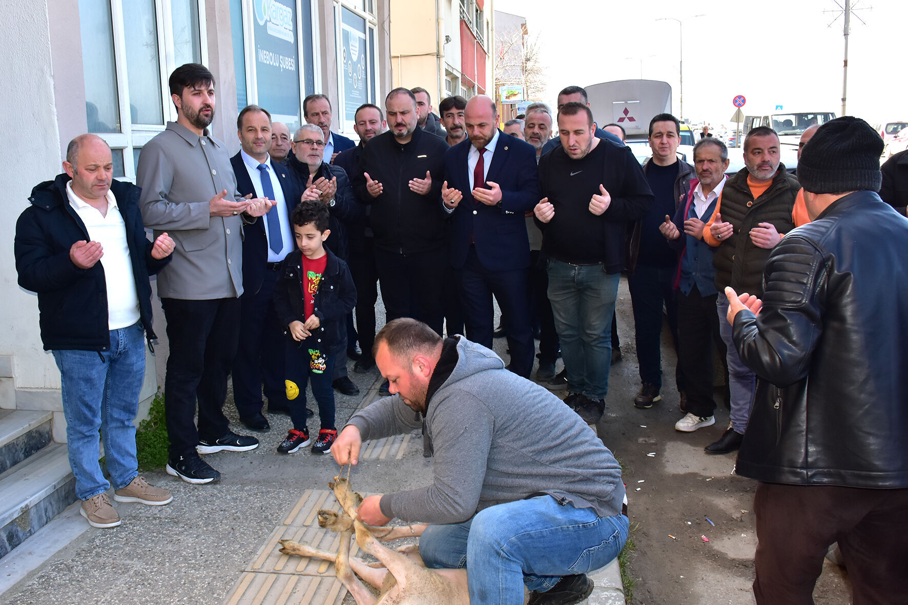 657621984 25726543423691880 3013538960064854215 N