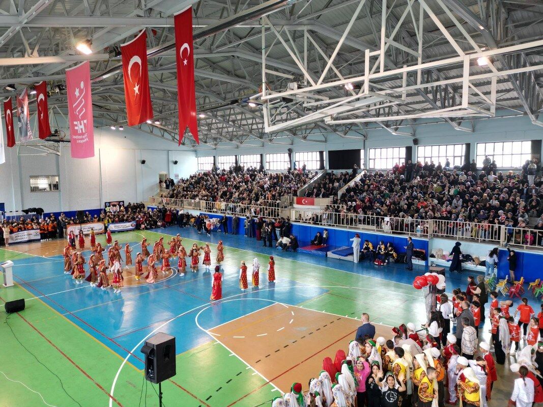 Ccda48B8 1C19 44F2 Aa58 8049E637Fe7F 1067X800