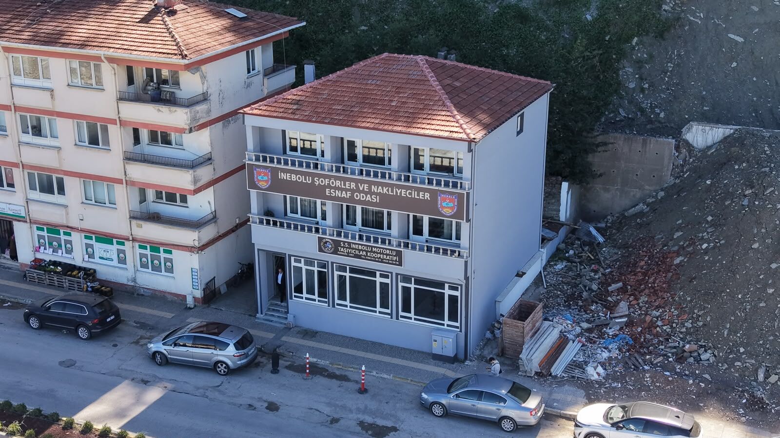İnebolu Şoförler ve Nakliyeciler Esnaf Odası’nda yenileme tamamlandı